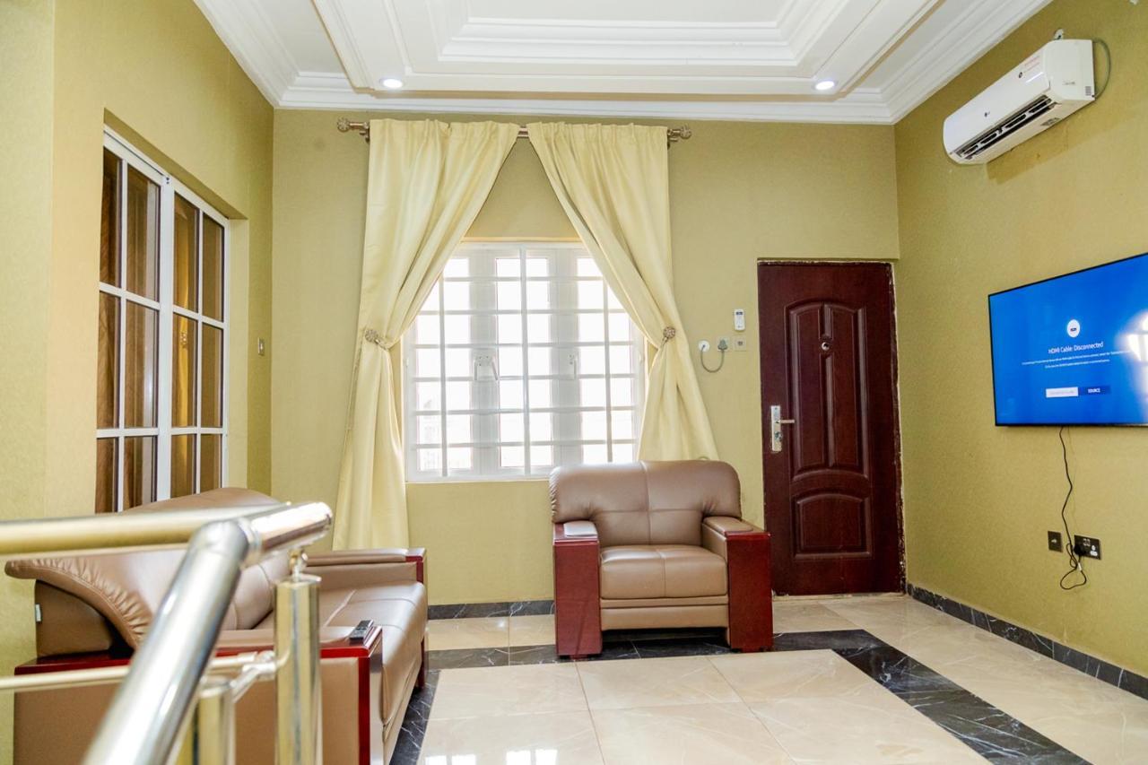 Akingston Residence Ibadan Buitenkant foto